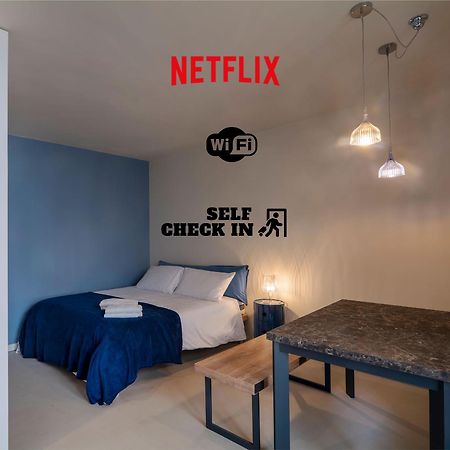 Blu Mazzini 1 - Appartamento Luxury Con Terrazza Privata Lecce Buitenkant foto