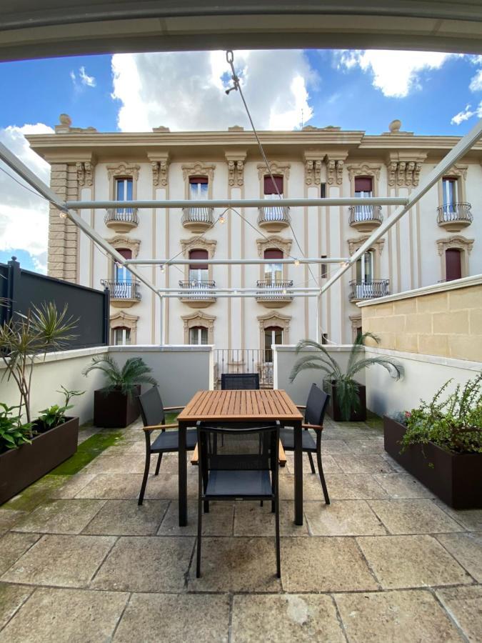 Blu Mazzini 1 - Appartamento Luxury Con Terrazza Privata Lecce Buitenkant foto